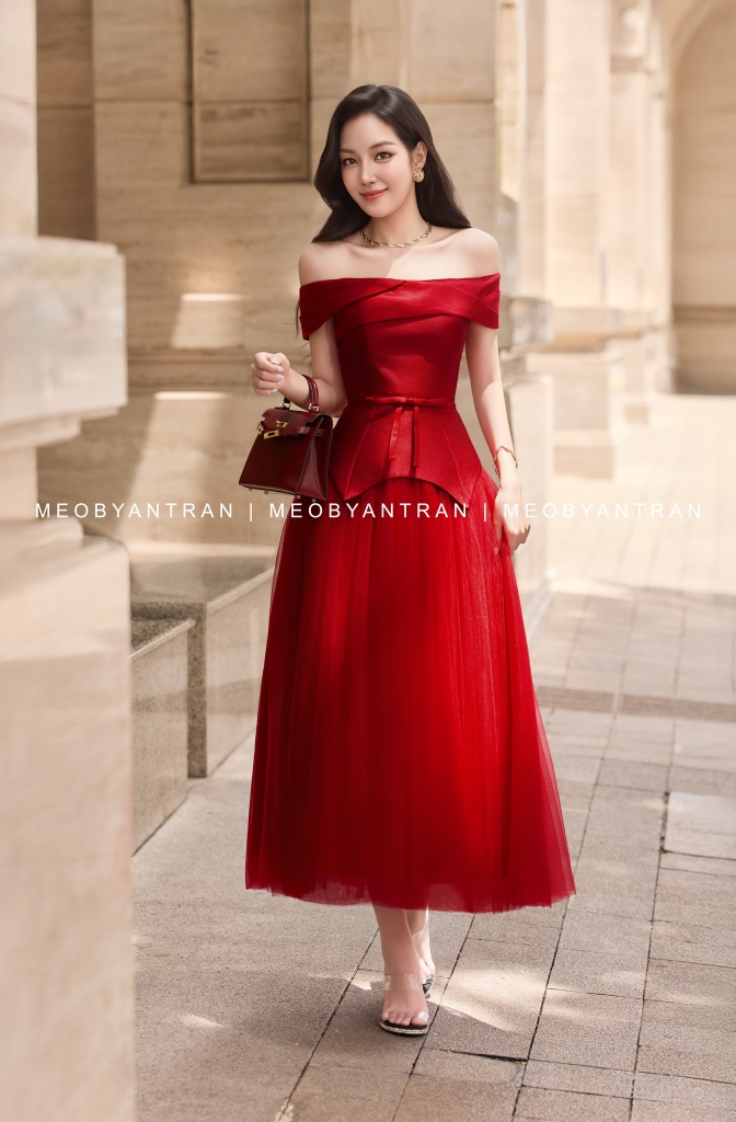 Váy trễ vai dự tiệc trẻ trung