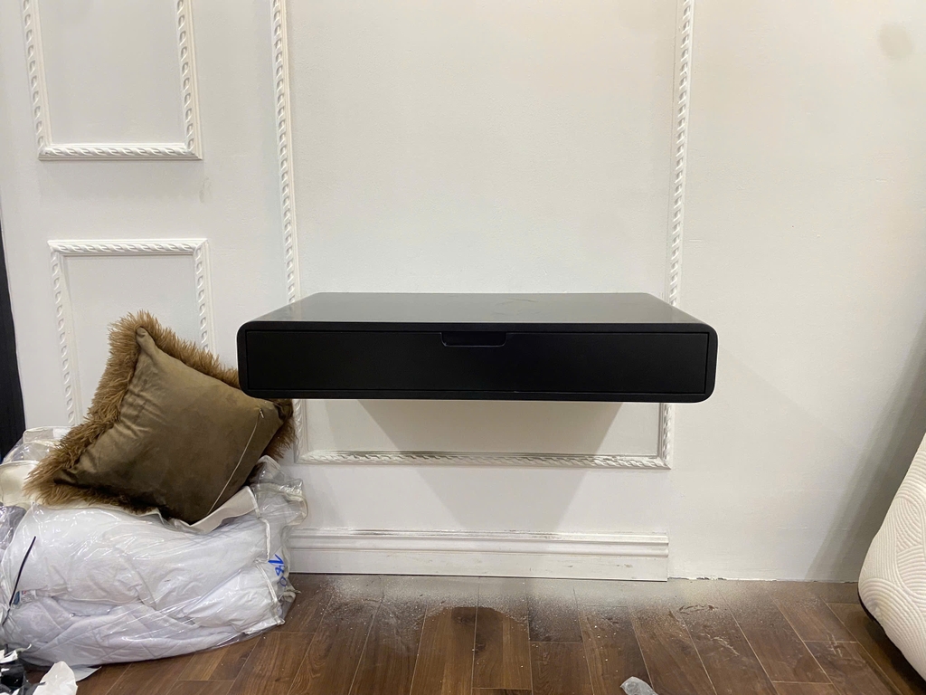 Bàn Trang Điểm Treo Tường Sơn Đen Mờ (90x35x15cm)