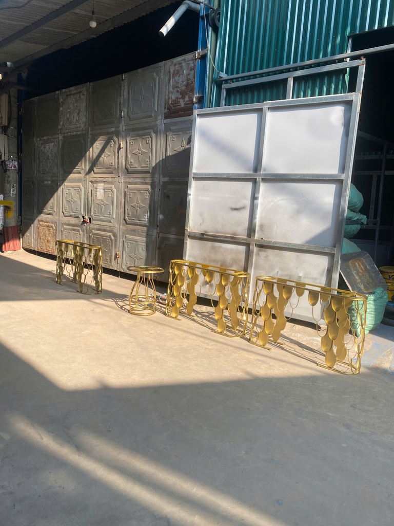 Bàn Console trưng bày vẩy  vàng (150cm)  CS30