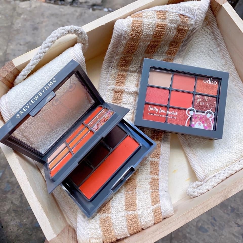 Bảng Phấn Mắt 2 Tầng Odbo Daily Fun Pocket Shadow x Brown Palette OD1042 #03