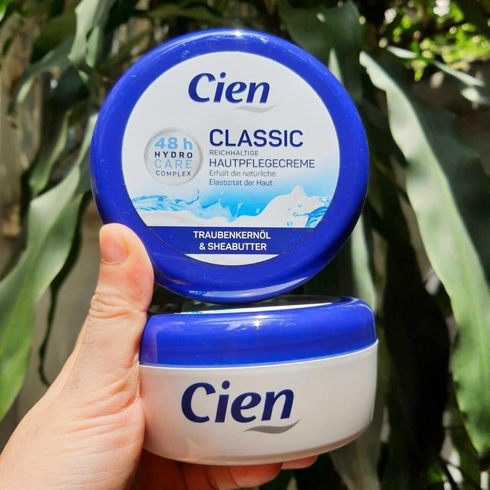 Kem dưỡng Cien Soft Đức 48h Hydro Care Complex Traubenker & Sheabutter Vitamin E 250ml