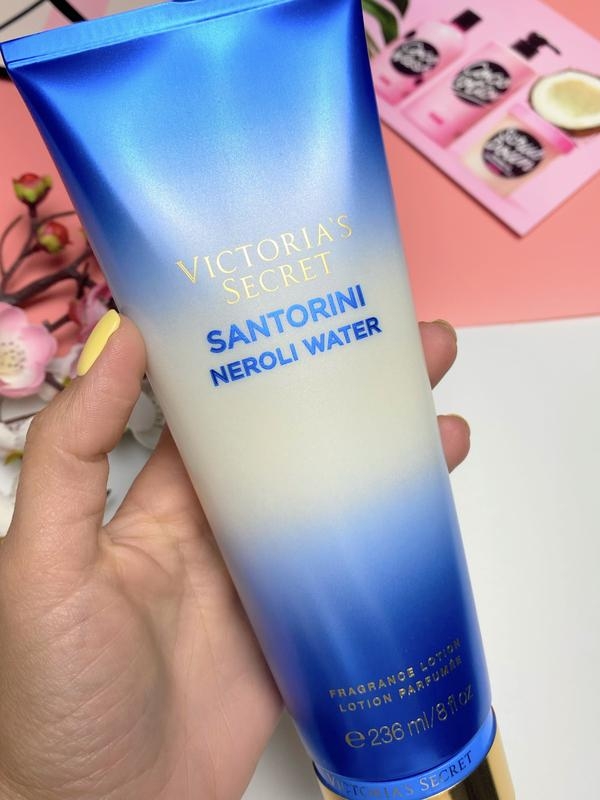 Dưỡng Thể Victoria's Secret Santorini Neroli Water 236ml