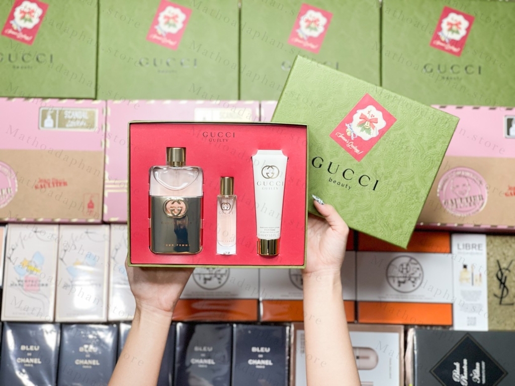 Set Nước Hoa Gucci Guilty Pour Femme Gift Set 90ml EDP + 15ml EDP + 50ml Body Lotion(3pcs)