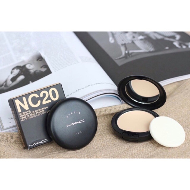 Phấn Phủ MAC Studio Fix Powder Plus Foudation #NC20