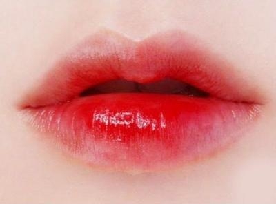 Son Dưỡng Màu DHC Color Lip Cream Red