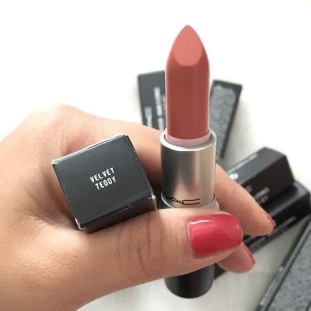 Son MAC Matte Lipstick #617 Velvet Teddy