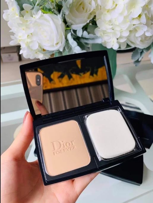 Phấn Phủ Dior Diorskin Forever Extreme Control #020 E Beige Clair/ Light Beige