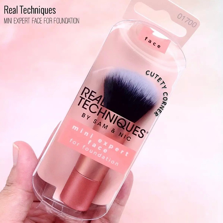 Cọ Kem Nền Real Techniques Mini Expert Face For Foundation