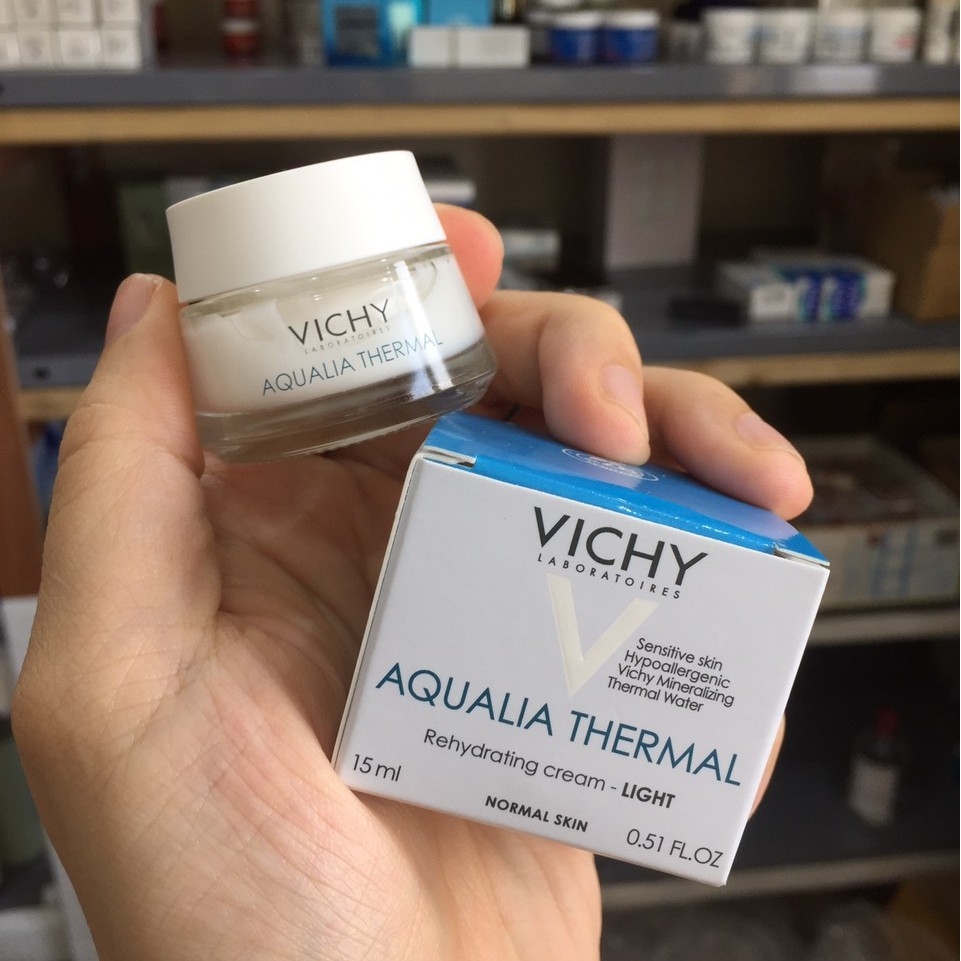 Kem Dưỡng Vichy Aqualia Thermal Rehydrating Cream-Light 15ml