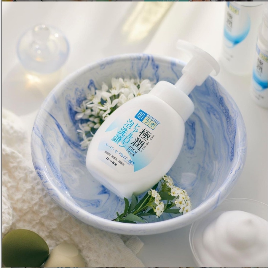 Sữa rửa mặt tạo bọt Hadalabo _ Trắng Rohto 160G