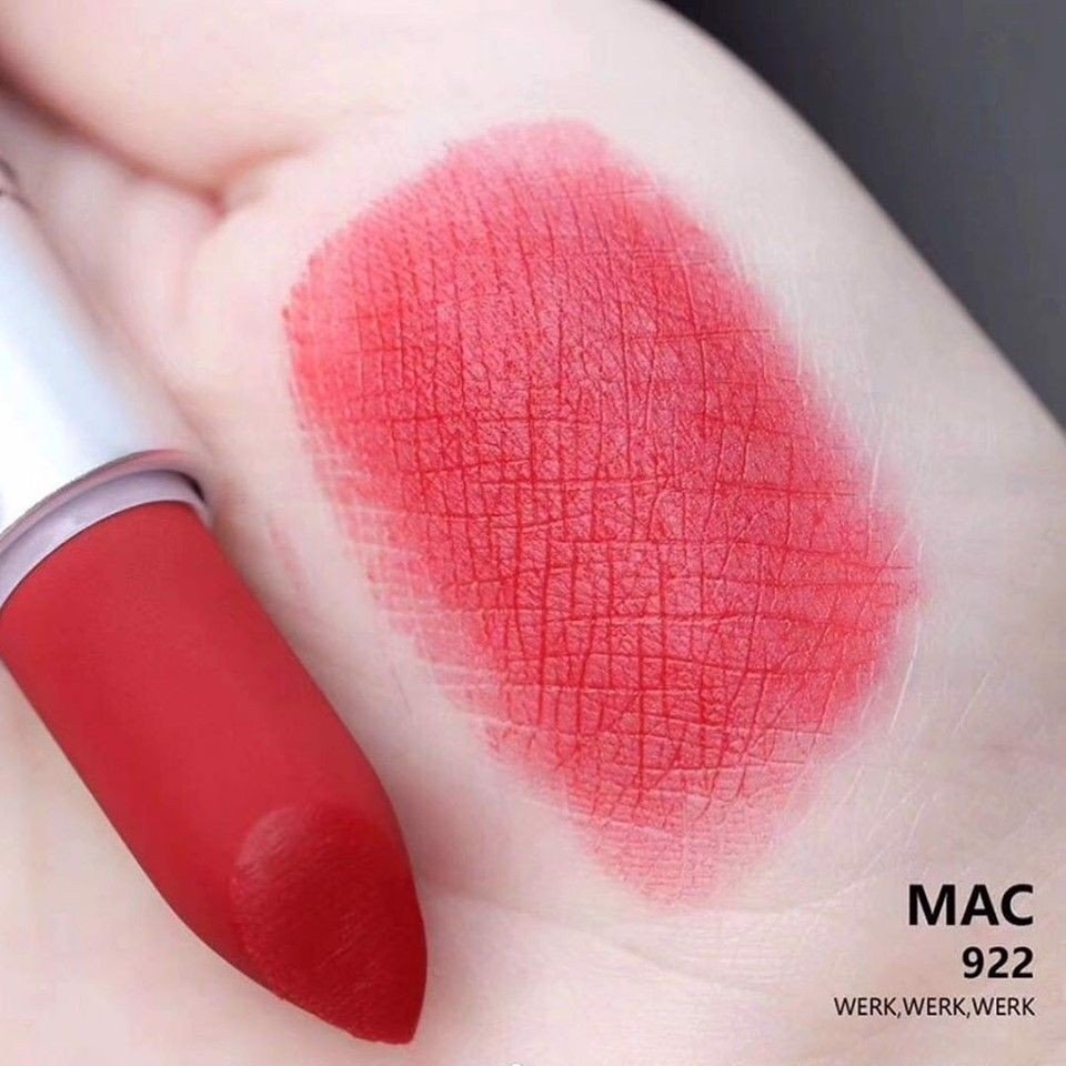 Son MAC Powder Kiss Lipstick #922 Werk Werk Werk