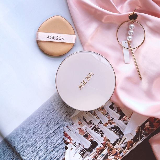 Phấn Nền Age 20's Signature Essence Cover Pact Moisture #21 (Hồng)