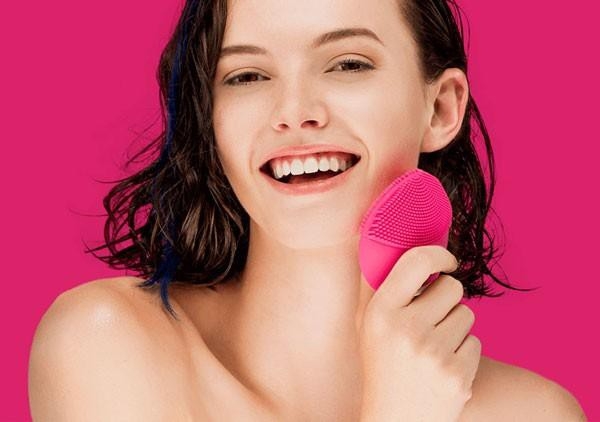 [MUA 1 TẶNG 1]Set Foreo Luna Mini 2 Fuchsia