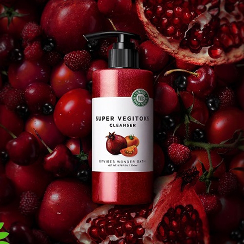 Sữa Rửa Mặt Rau Củ Thải Độc Byvibes Wonder Bath Super Vegitoks Cleanser Red (300ml)