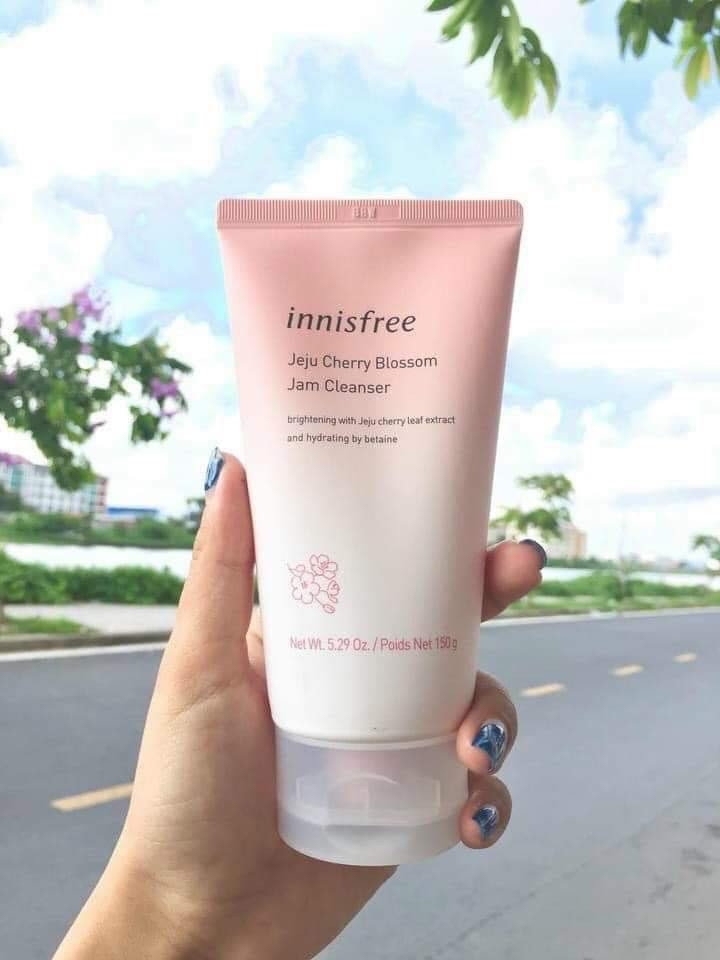 Sữa Rửa Mặt Dưỡng Ẩm, Sáng Da Innisfree Jeju Cherry Blossom Jam Cleanser 150ml