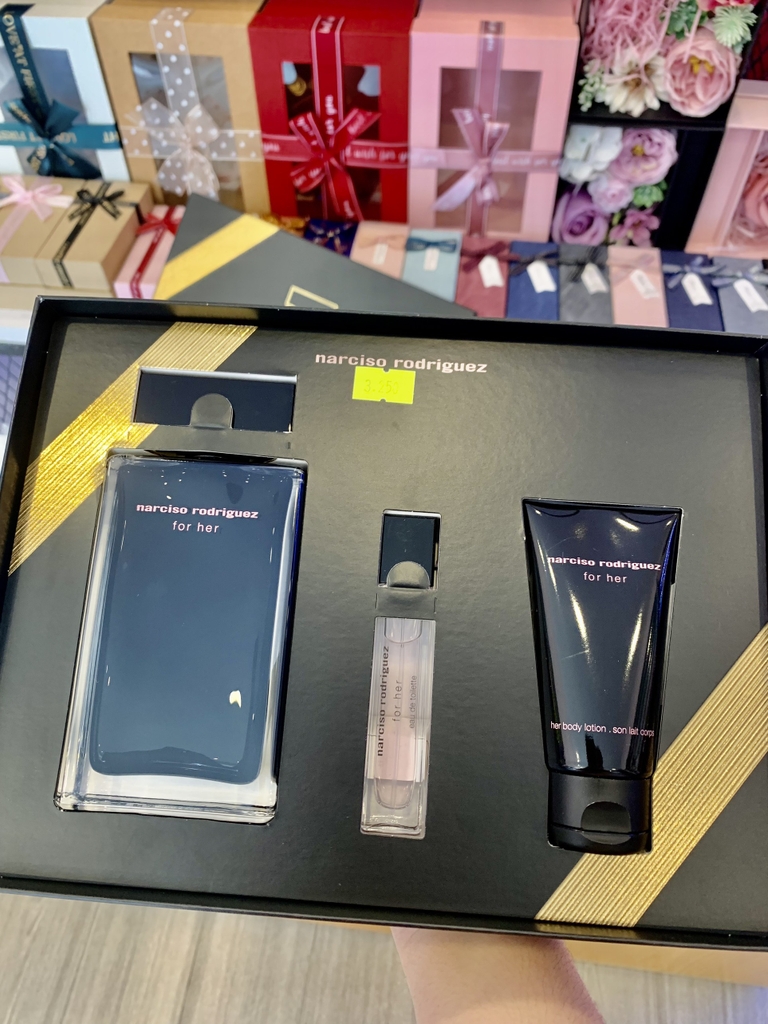 Set nước hoa Narciso Rodriguez for her