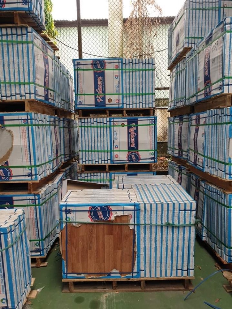 Gạch bán sứ 60x60cm Viglacera VG 6004