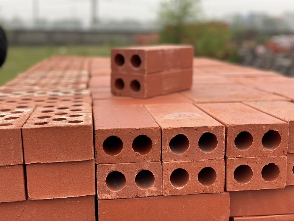 Gạch không trát 2 lỗ Ngọc Sáng