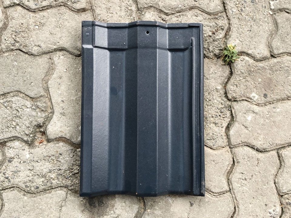 Ngói sóng vuông 10 viên/m2 Viglacera Hạ Long men xanh