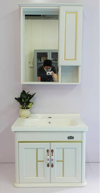 Tủ chậu Lavabo Akhoa trắng viền vàng
