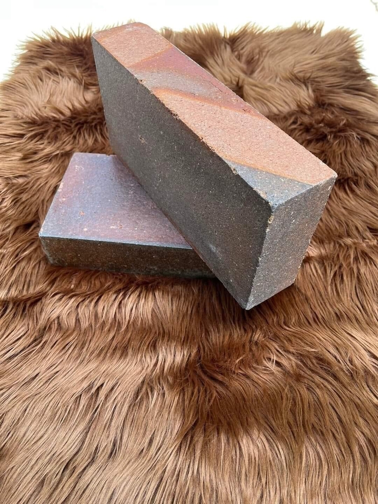 Gạch viên bát cổ KT 215x110x60mm