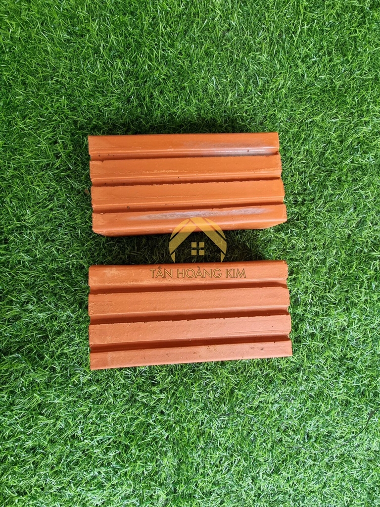 Gạch đặc không trát khía Tân Hoàng Kim