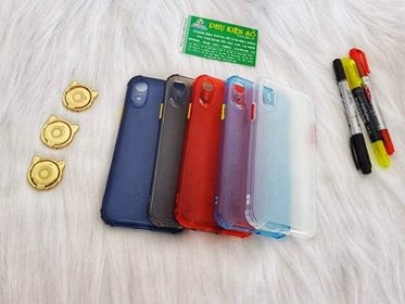 Ốp lưng dẻo nút màu chống sốc 4 gốc iPhone XR