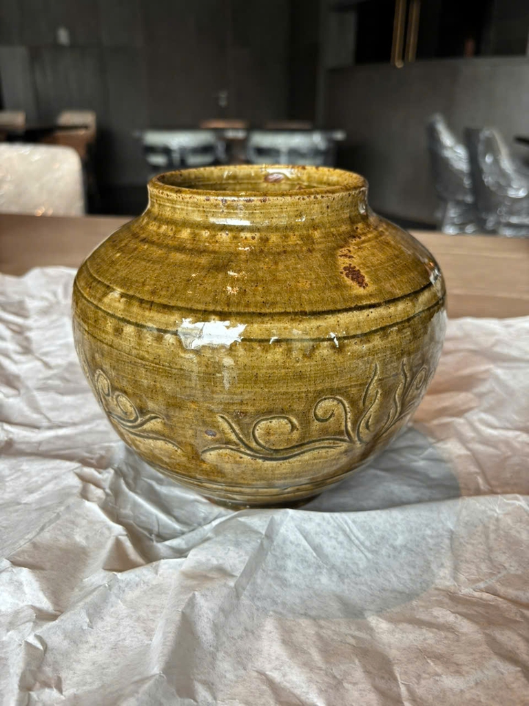 Gốm men tự nhiên