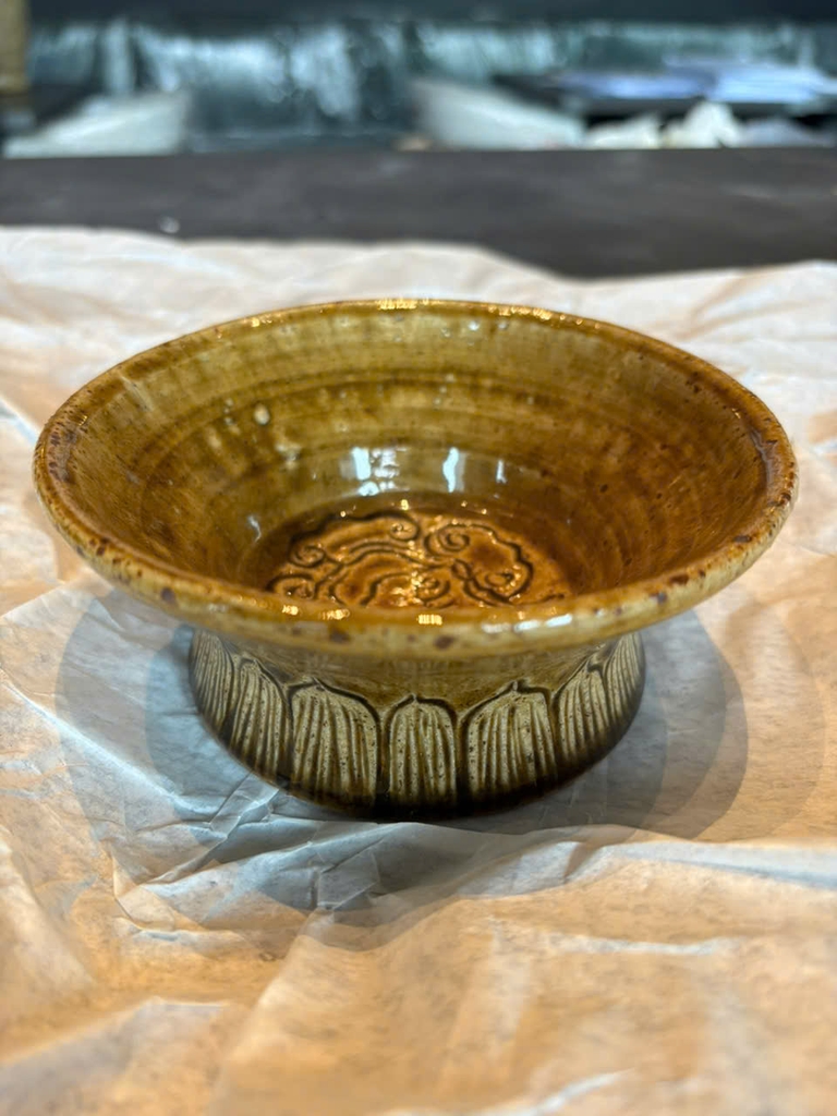 Gốm men tự nhiên