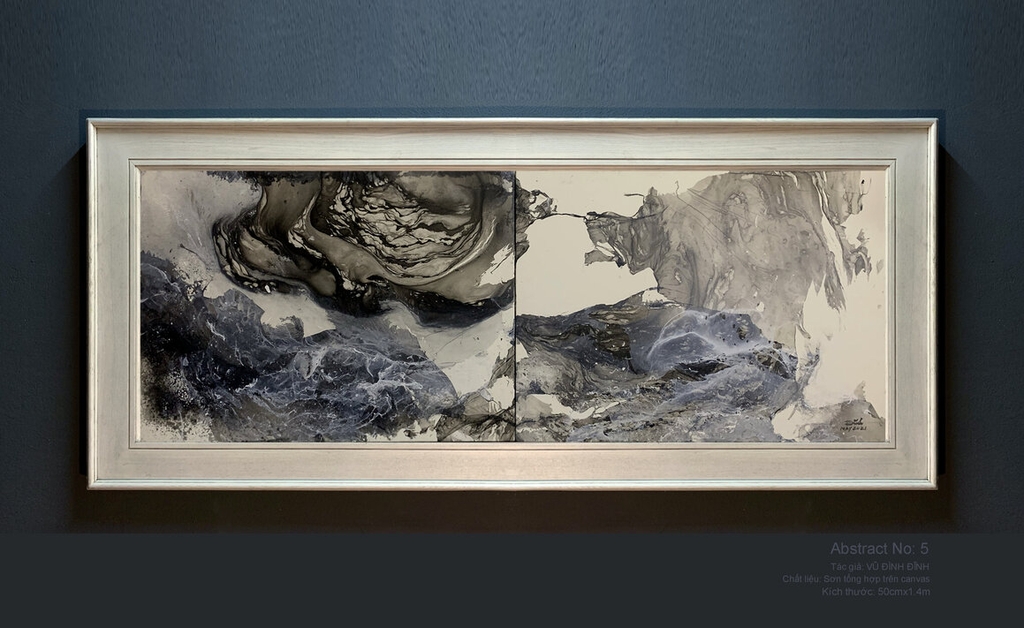 Tranh chất liệu tổng hợp 