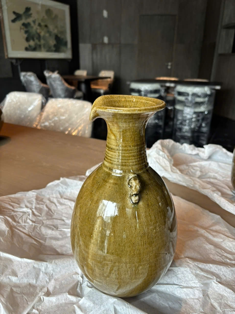 Gốm men tự nhiên