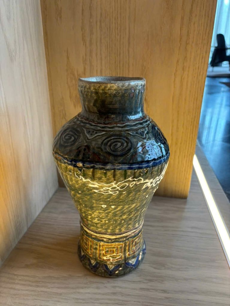 Gốm men tự nhiên