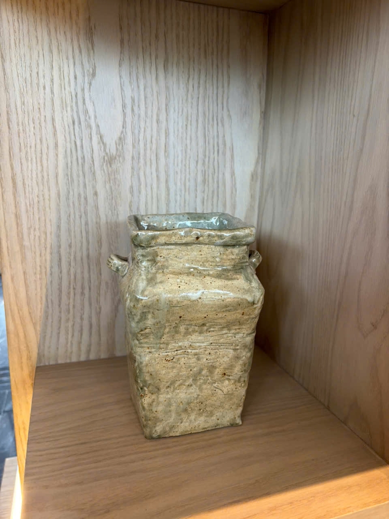 Gốm men tự nhiên