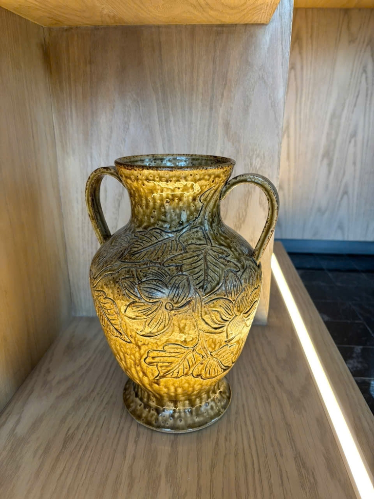 Gốm men tự nhiên