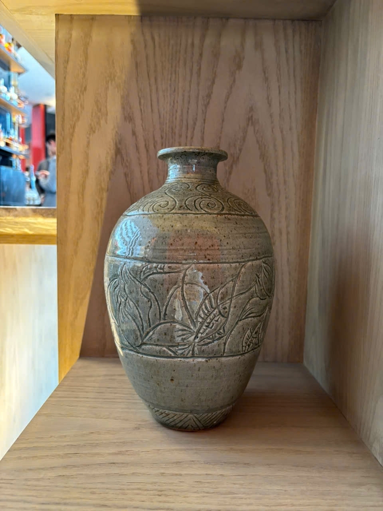 Gốm men tự nhiên