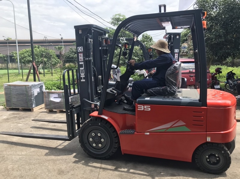 Xe nâng điện Heli CPD35- 3.5 tấn ngồi lái