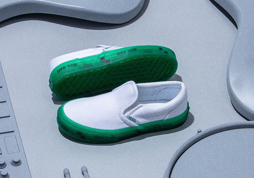 Phiên bản Vans Slip on X Footlocker White Green