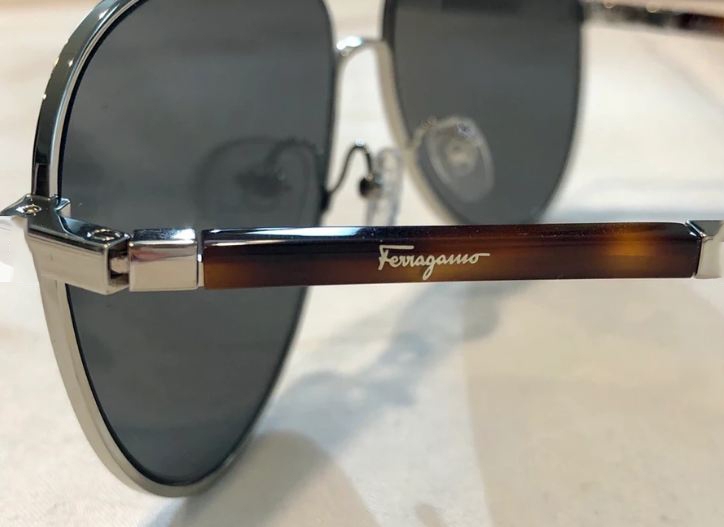 Kính thời trang Salvatore Ferrragamo SF174S