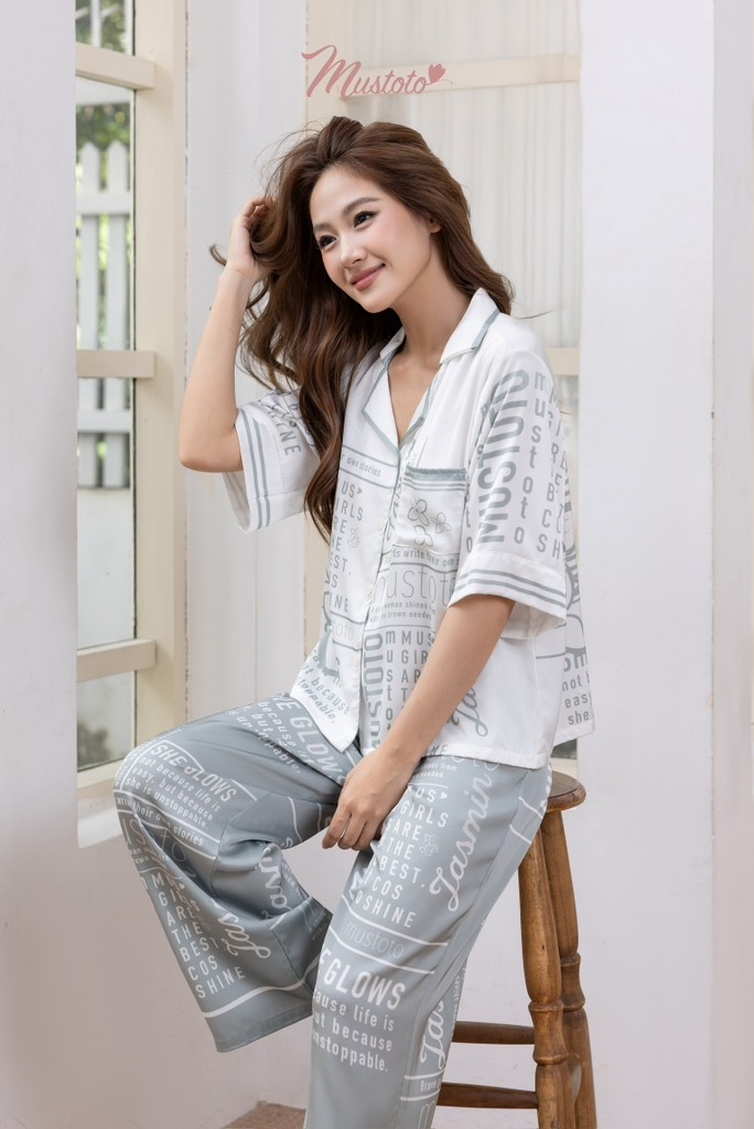 Bộ Mặc Nhà Tay Ngắn Chữ Họa Tiết Lài (MB52)