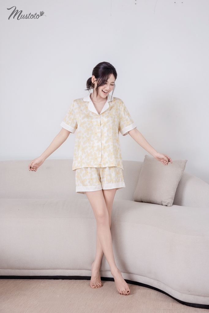 MB69 | Bộ Pyjama Lụa Mặc Nhà Cao Cấp Chấm Bi