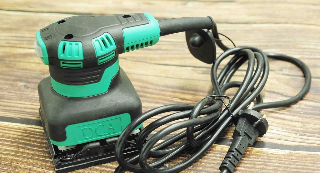 MÁY CHÀ NHÁM VUÔNG (100X110MM) 240W DCA ASB04-100 - HÀNG CHÍNH HÃNG