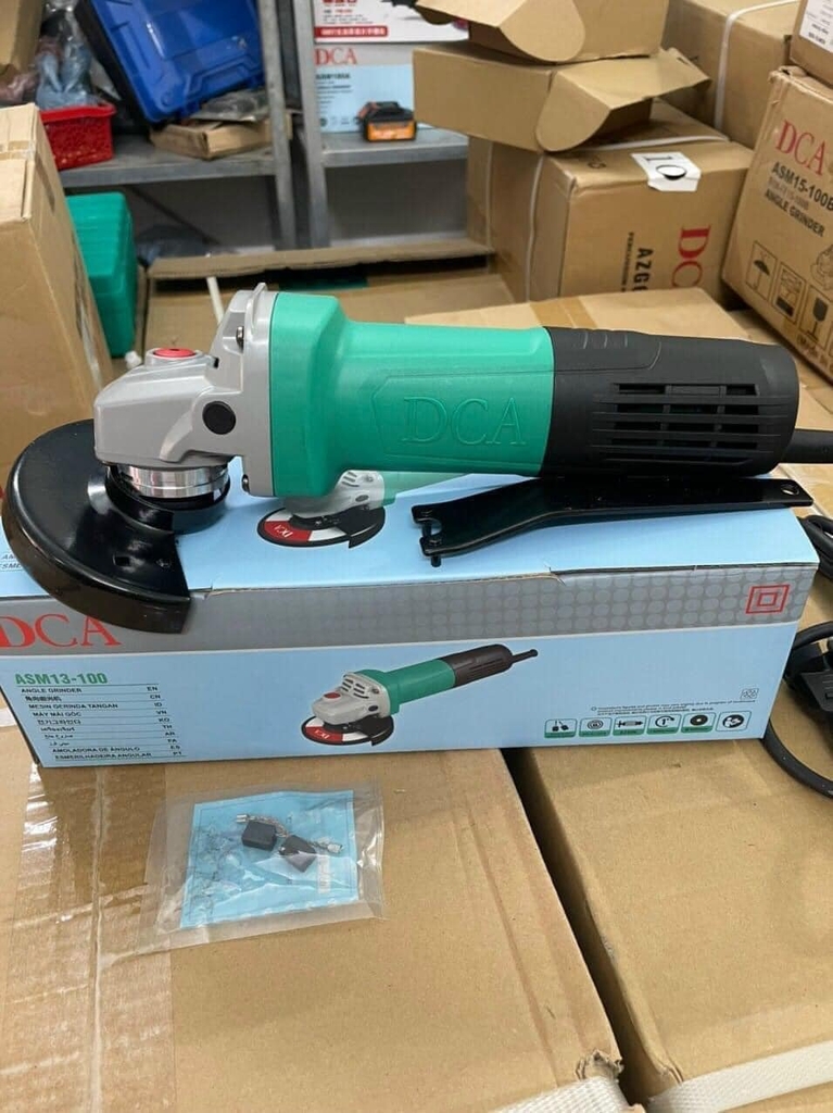 MÁY MÀI GÓC 100MM 820W DCA ASM13-100 - HÀNG CHÍNH HÃNG