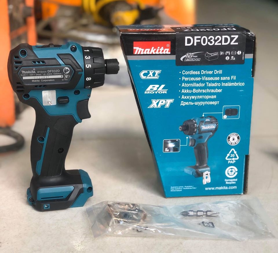 MÁY KHOAN VẶN VÍT DÙNG PIN 12V 250W MAKITA DF032DZ - HÀNG CHÍNH HÃNG