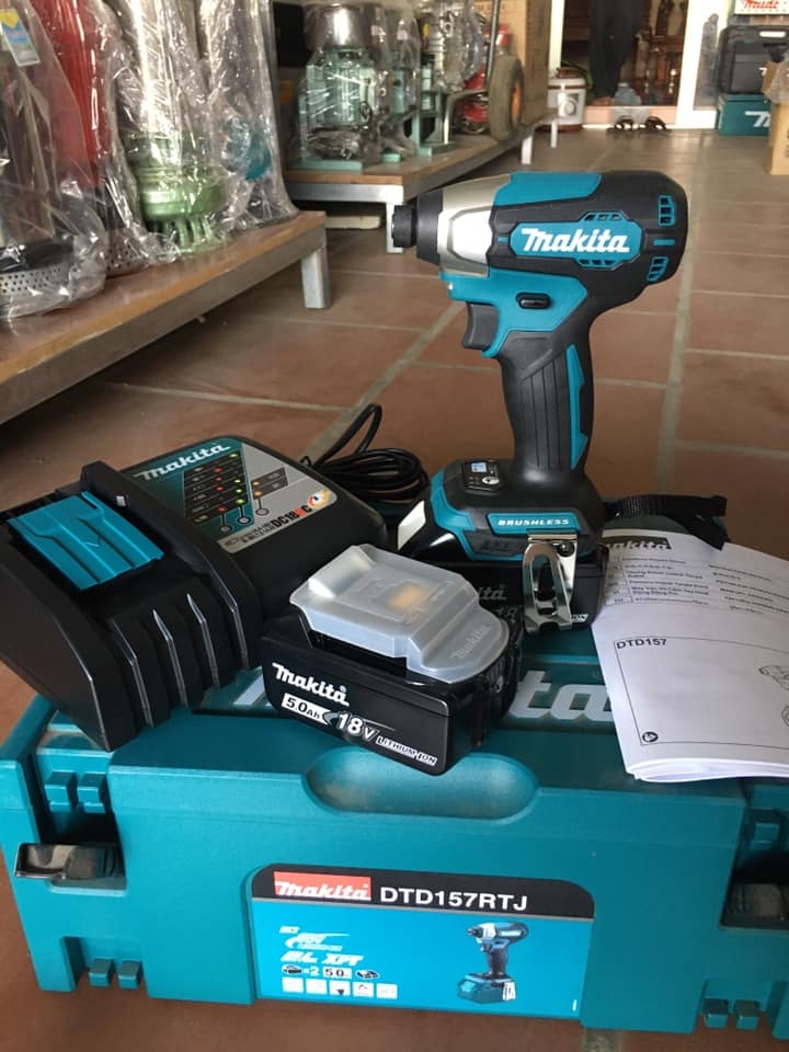 MÁY VẶN VÍT DÙNG PIN BL 18V (12.5M/S2) MAKITA DTD157RTJ- HÀNG CHÍNH HÃNG