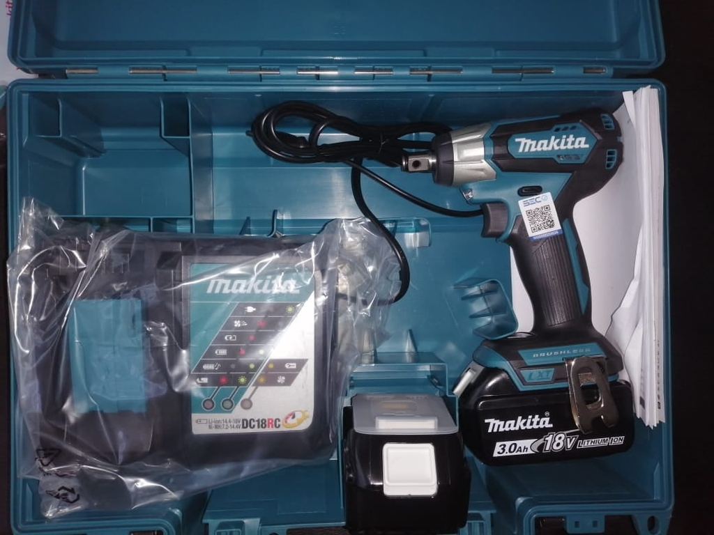 MÁY SIẾT BU LÔNG DÙNG PIN(12.7MM/BL)(18V) 180NM MAKITA DTW181RFE- HÀNG CHÍNH HÃNG