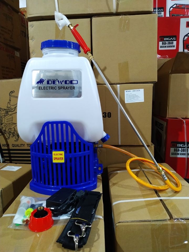MÁY PHUN THUỐC - BÌNH PHUN THUỐC DEWOO 20L CHẠY ĐIỆN 12V DW-20M - HÀNG CHÍNH HÃNG