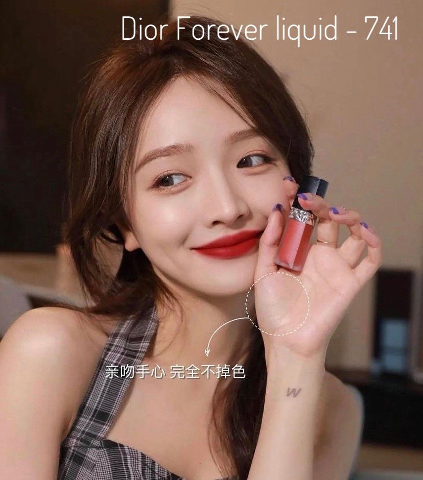 Dior Forever liquid