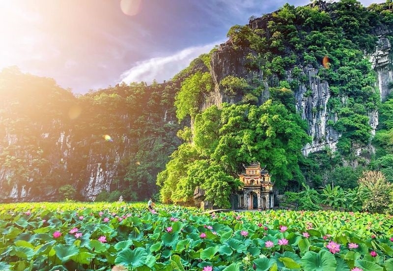 Hà Nội - Cố Đô Hoa Lư - Tam Cốc - Bích Động | www.vietprotravel.com.vn
