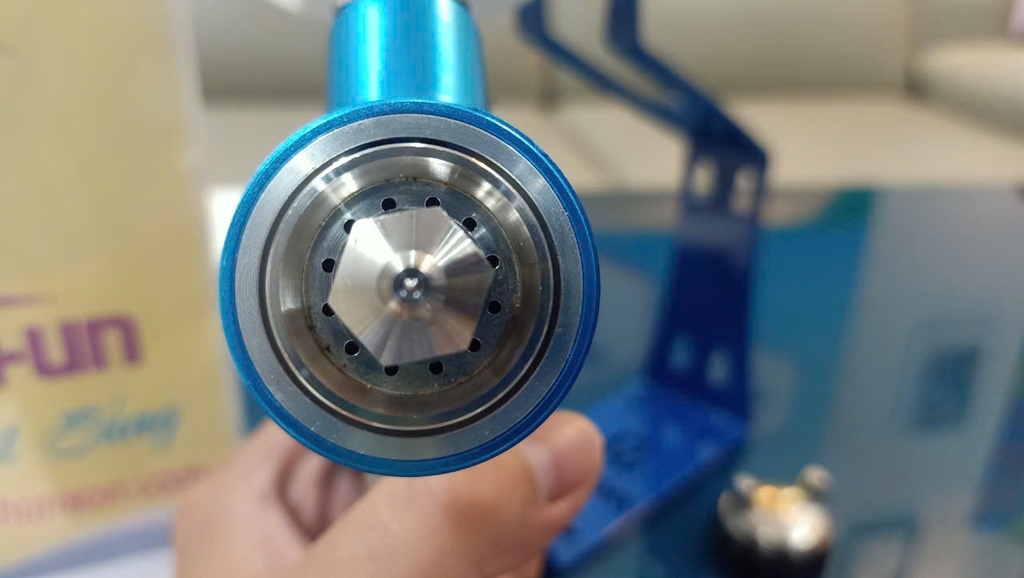 Súng phun sơn Prona R-4630 HVLP