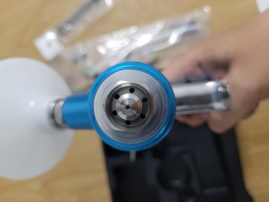 Súng phun sơn Prona R-413-G12LV2  R413-G13LV2